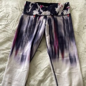 Lululemon Cropped Wunder Unders